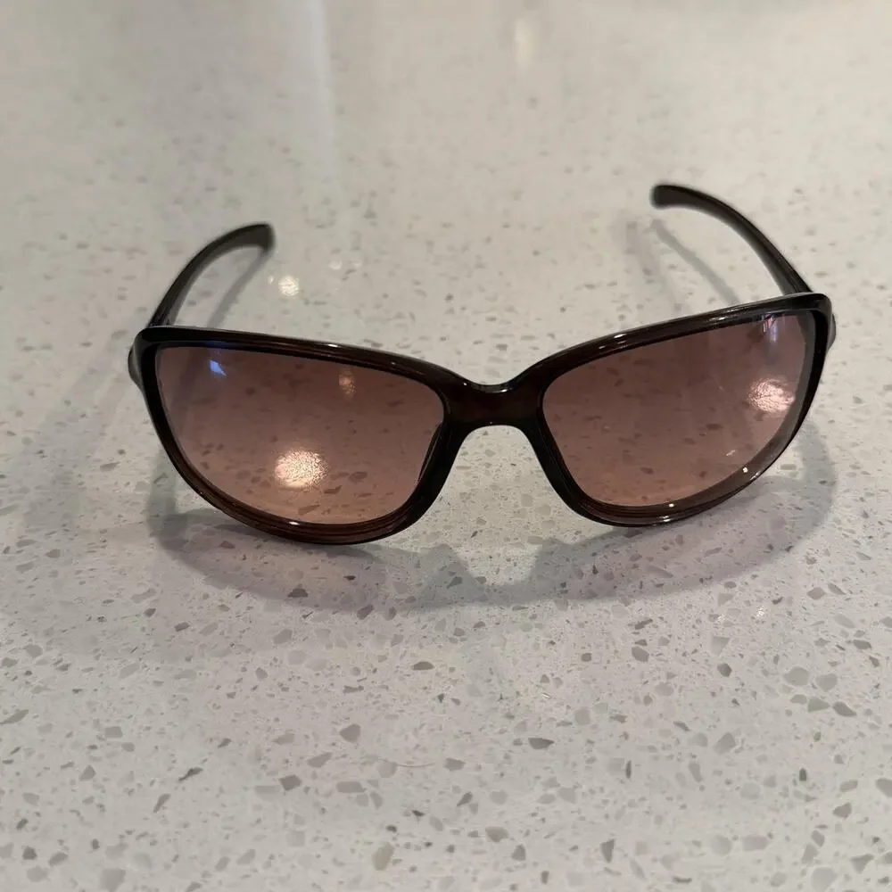 Oakley Sunglasses Womens Cohort OO9301 Brown Plastic Frame Tinted Lenses Y2K